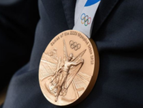 Евгений Куйвашев отметил уральцев, ставших героями Олимпиады и Паралимпиады в Токио-2020
