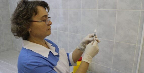 В Свердловской области началась интраназальная вакцинация против COVID-19