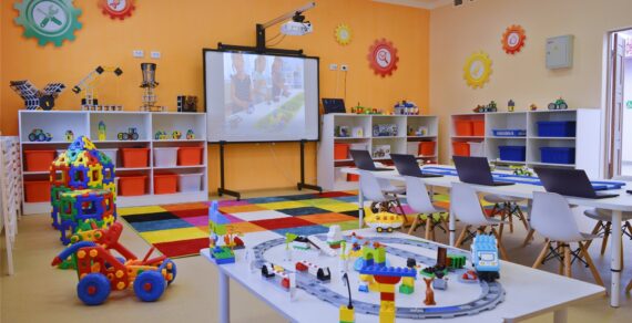 Детские сады из нескольких муниципалитетов по решению Евгения Куйвашева получат гранты на приобретение роботов и 3D-оборудования